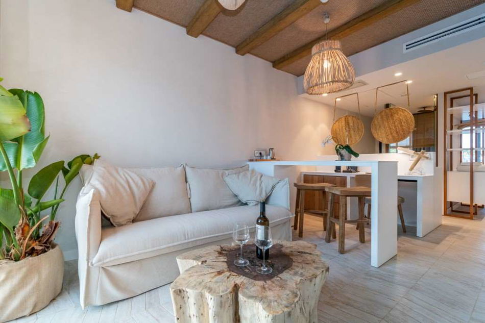 Suites Del Lago Eco Hotel & Thalasso Pool Room Example