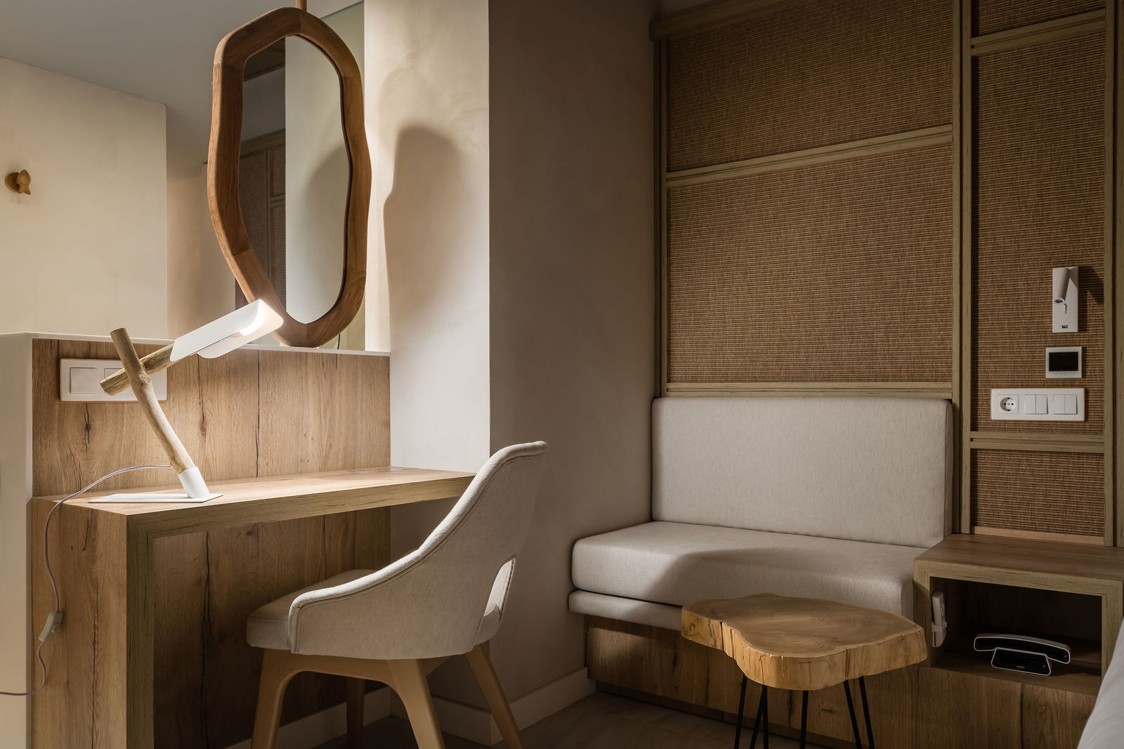 Suites Del Lago Eco Hotel & Thalasso Pool Room Example