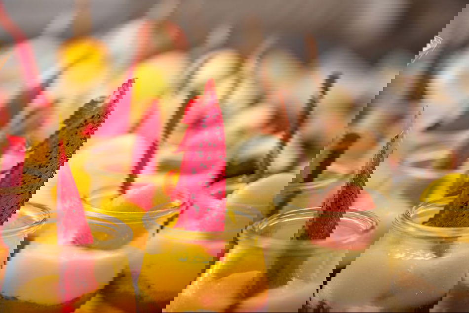 23e2b108_z