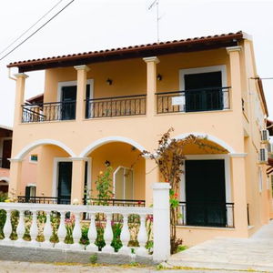 Hotel Nikos Cassiopeia cazare Kassiopi