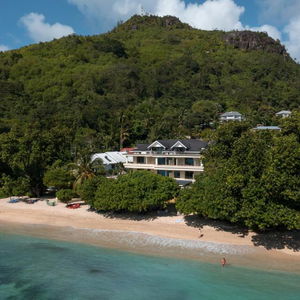 Hotel Crown Beach cazare Au Cap