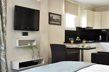 Ava Hotel &Amp; Suites