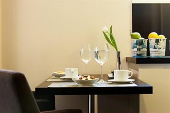 Ava Hotel &Amp; Suites