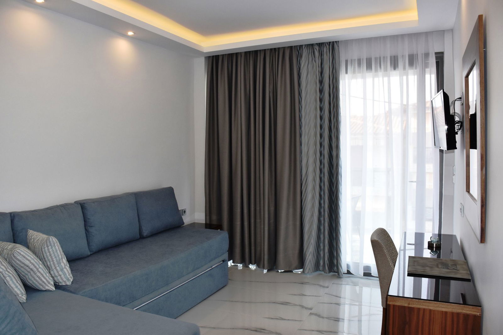 4 You Boutique (Metamorfosis, Sithonia)