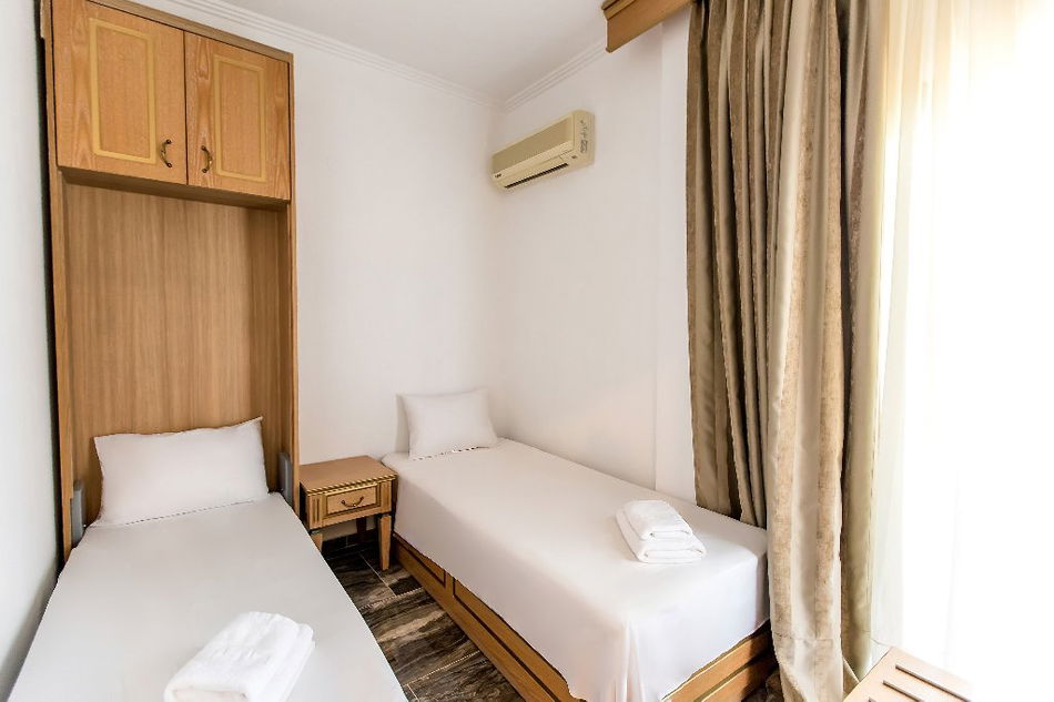 Greek Pride Seafront Hotel