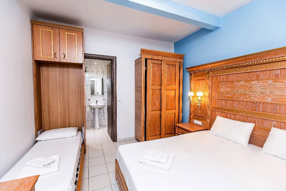 2381138-greek-pride-hotel-apartments.jpg