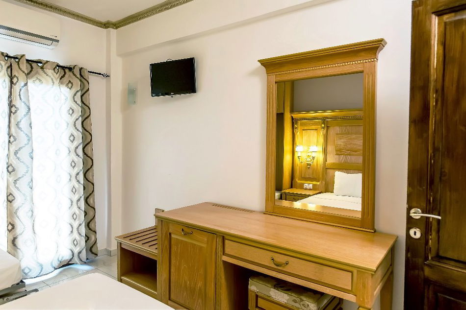 2381145-greek-pride-hotel-apartments.jpg