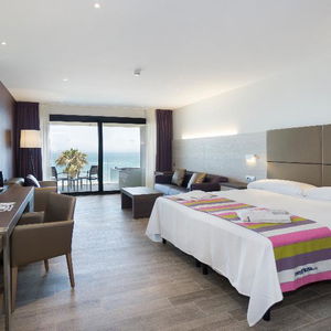 Hotel Medplaya Pez Espada cazare Torremolinos