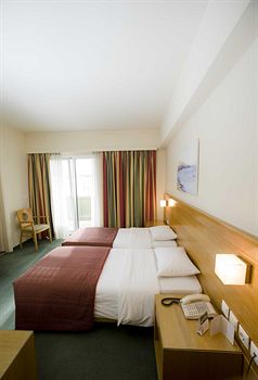 Athinais Hotel