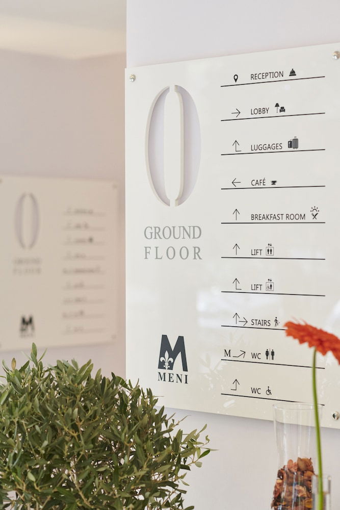 Meni Hotel