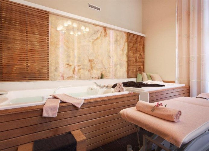 Ana Hotels Sport