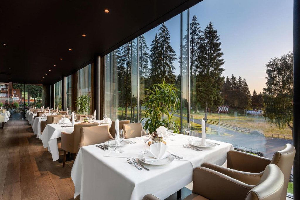 Ana Hotels Sport