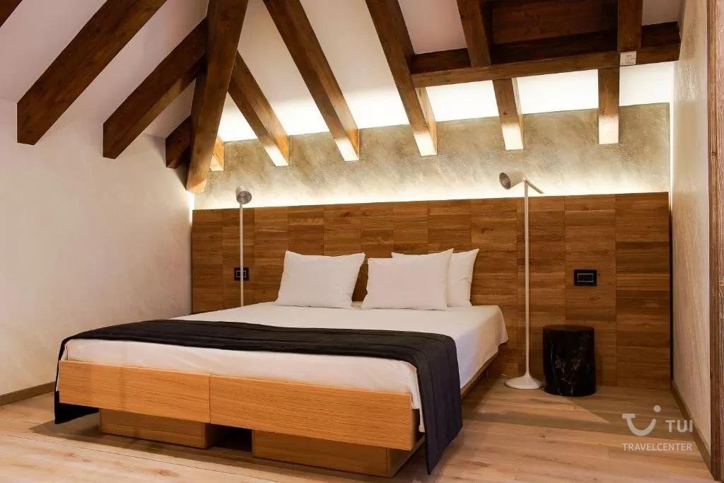 Ana Hotels Sport