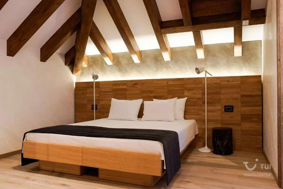 Ana Hotels Sport