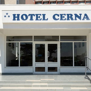 Hotel Cerna cazare Saturn