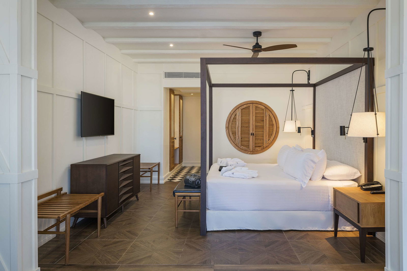 Ocean El Faro Room Example
