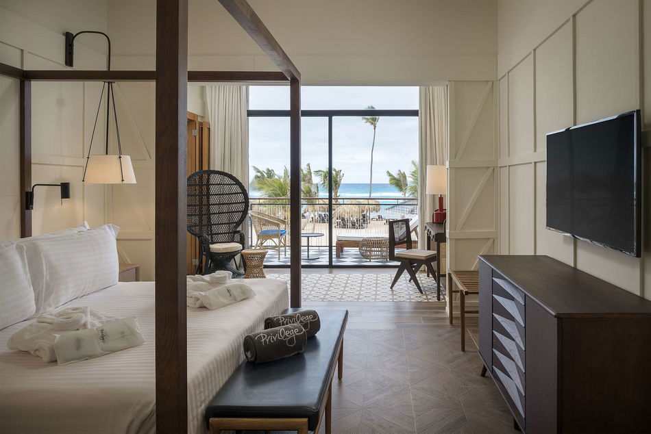 Ocean El Faro Room Example