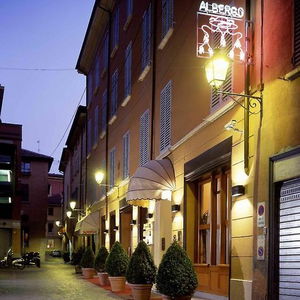 Hotel Phi Hotel Bologna cazare Bologna