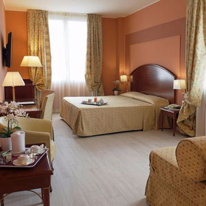 Hotel Savoia Regency cazare Bologna