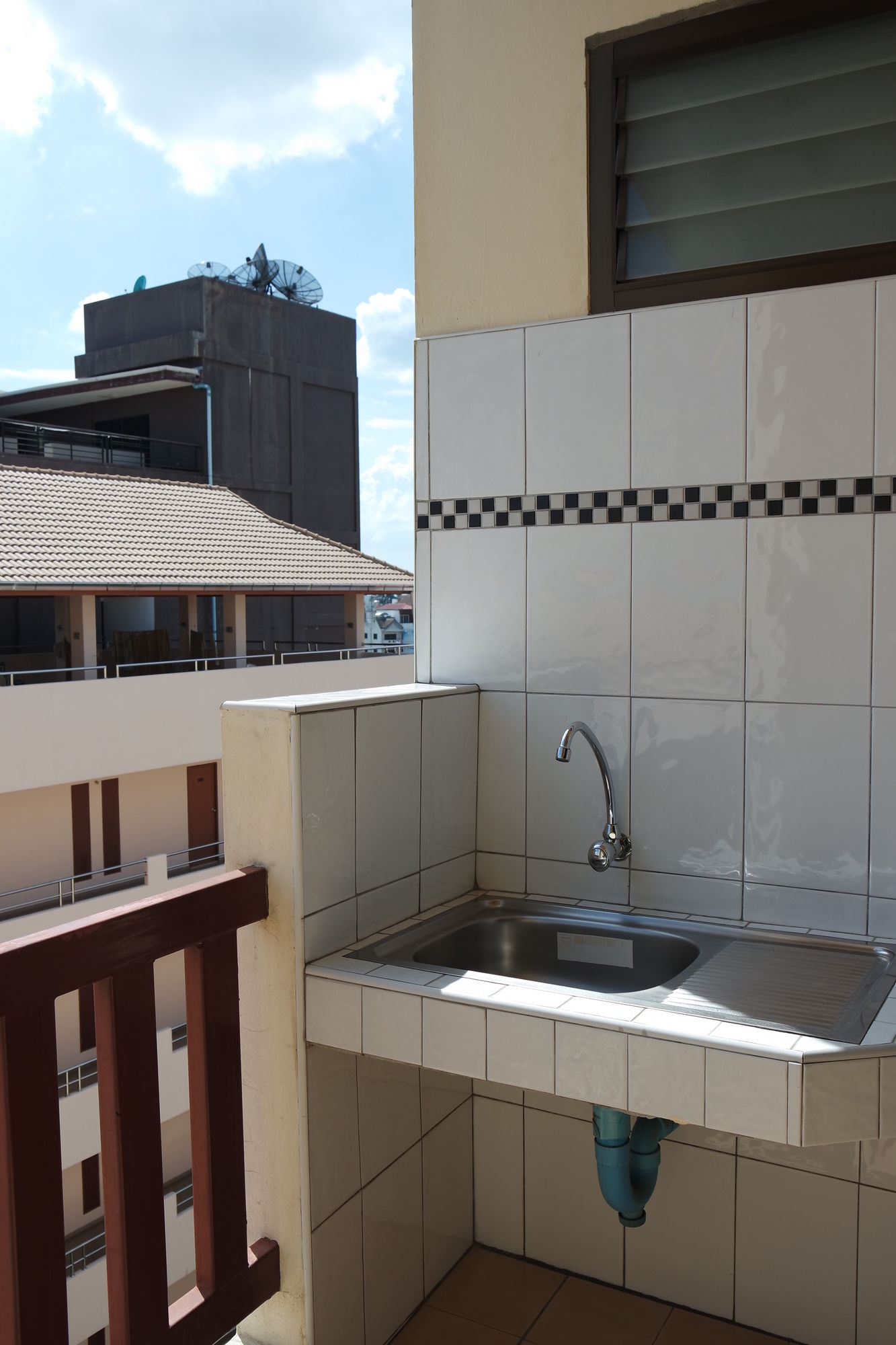 Hotel New Nikom Court