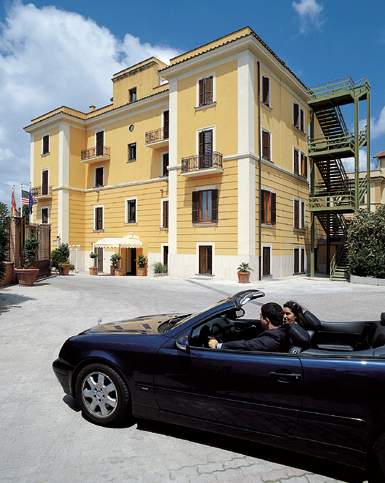 Hotel Romoli Hotel