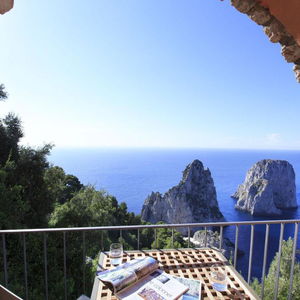 Hotel Punta Tragara cazare Capri