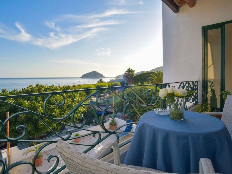 Hotel Maronti