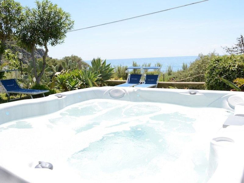 Hotel Maronti