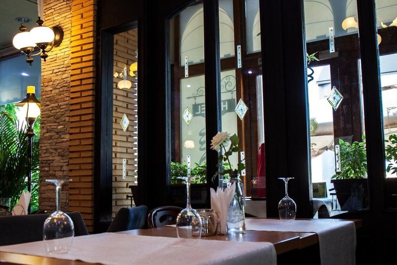 Ambra Boutique Hotel & Bistro