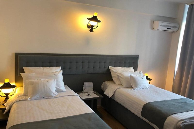 Ambra Boutique Hotel & Bistro