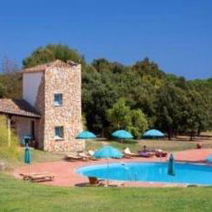 Hotel Club Corte Bianca cazare Sardinia