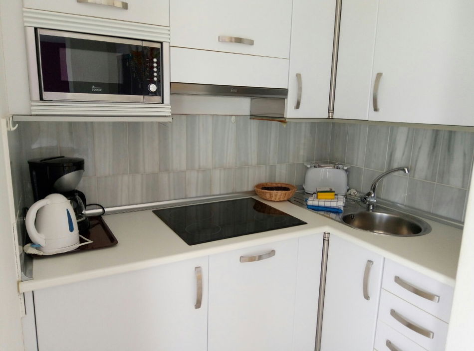R2 Maryvent Beach Apartment Room Example