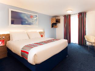 Hotel Travelodge Sunbury M3