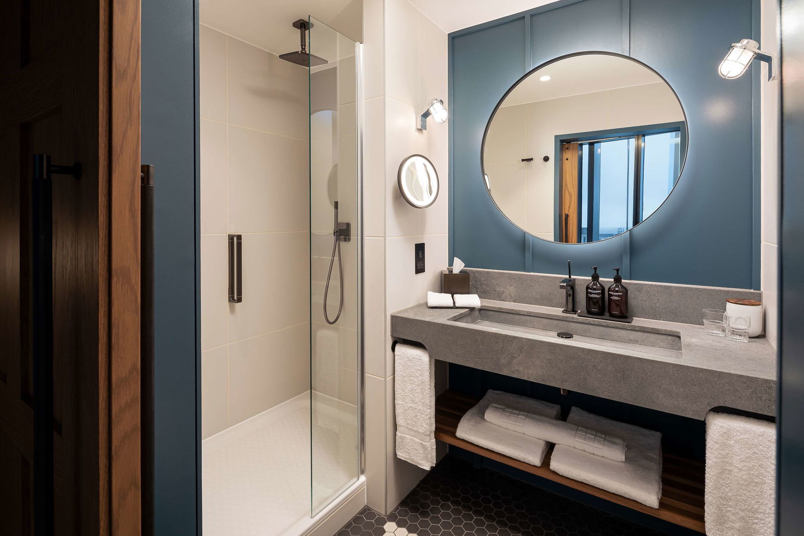 The Gantry London, Curio Collection by Hilton