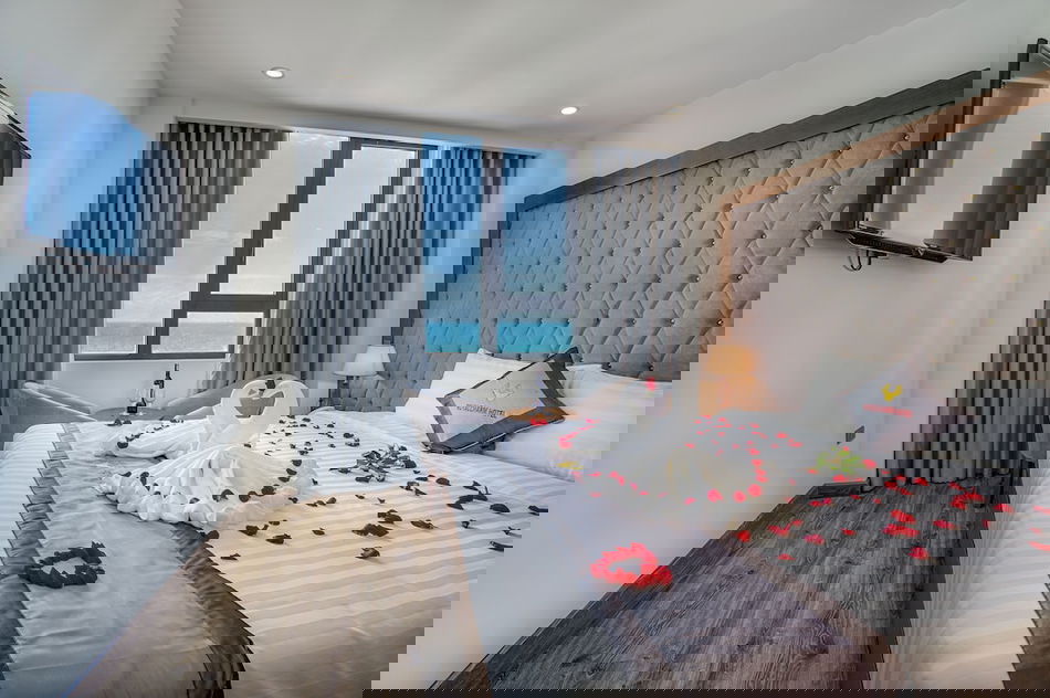 Primary image