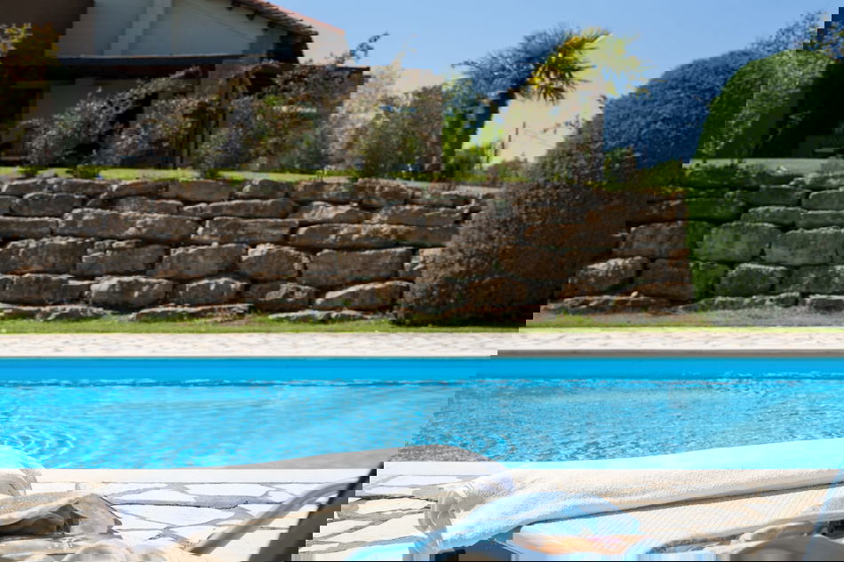 2256927-ng-sani-villas.jpg
