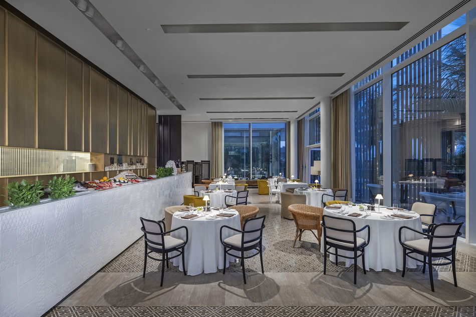 The Oberoi Beach Resort Al Zorah Restaurant