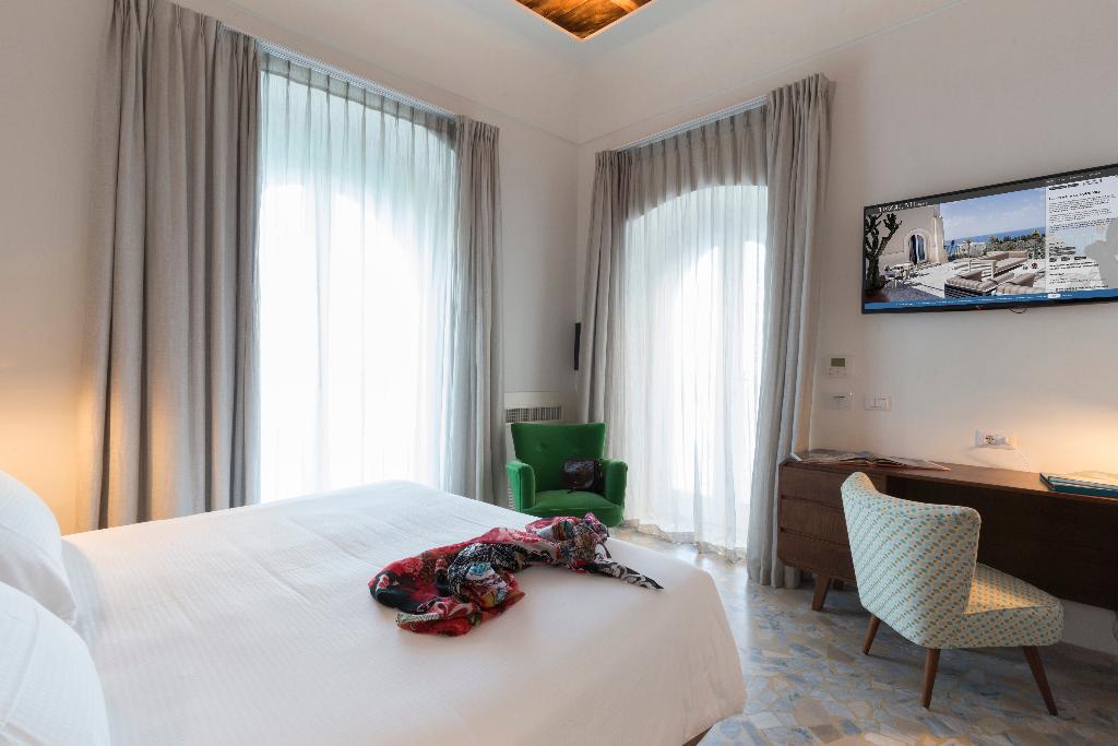 Hotel La Dolce Vita A Tropea