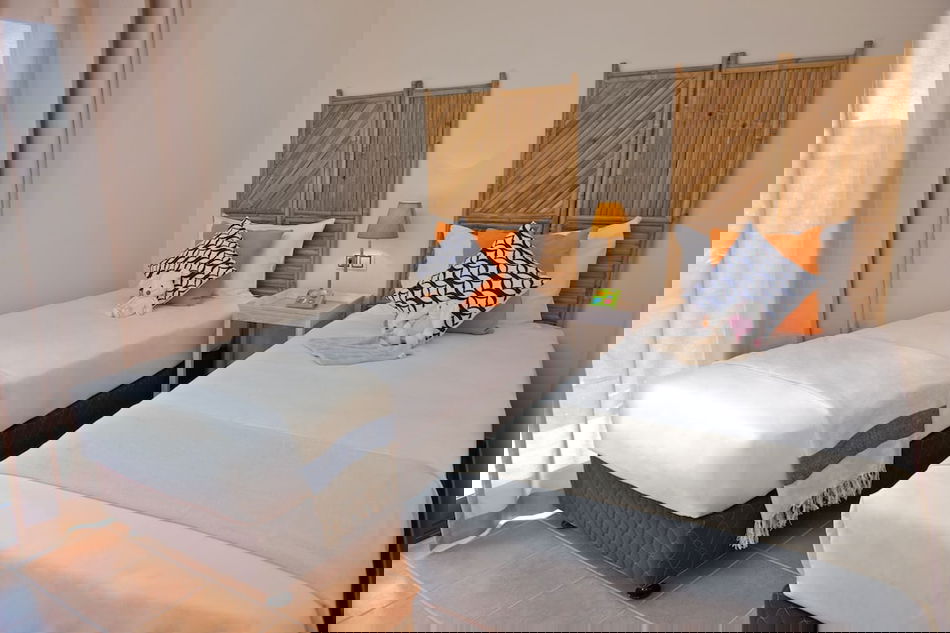 16d81385_z