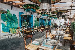 2507356-sports-illustrated-resorts-marina-and-villas-cap-cana.jpg