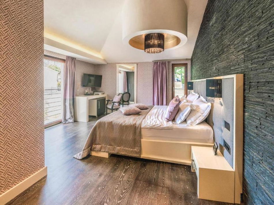 Forza Mare Room Example