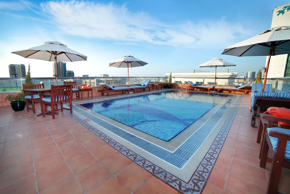 Hotel Raviz Center Point Hotel