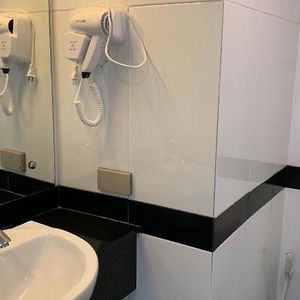 Hotel Lub Sbuy House Hotel cazare Ko Phuket