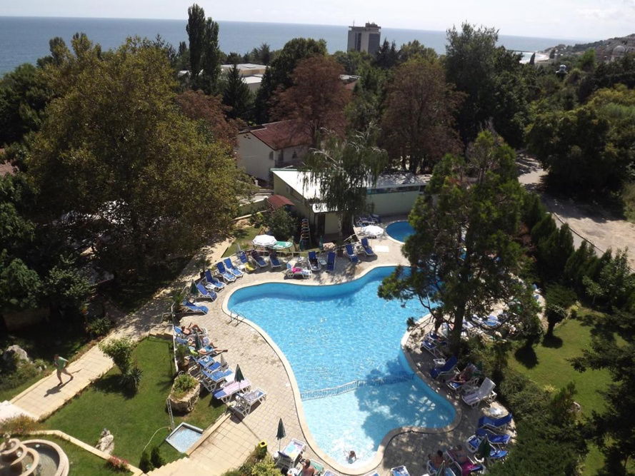 Silver Hotel