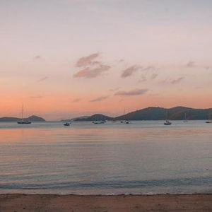 Hotel The Mooring Resort cazare Wichit