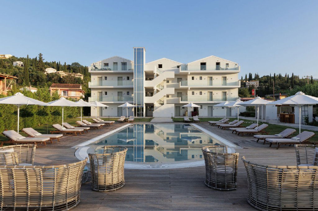 Hotel V Luxury Suites