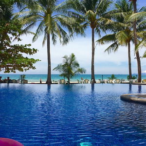 Hotel Noble House Beach Resort cazare Ko Lanta