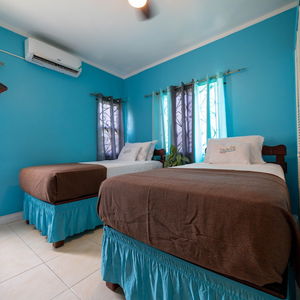 Hotel Nickels Garden Villas cazare Montego Bay