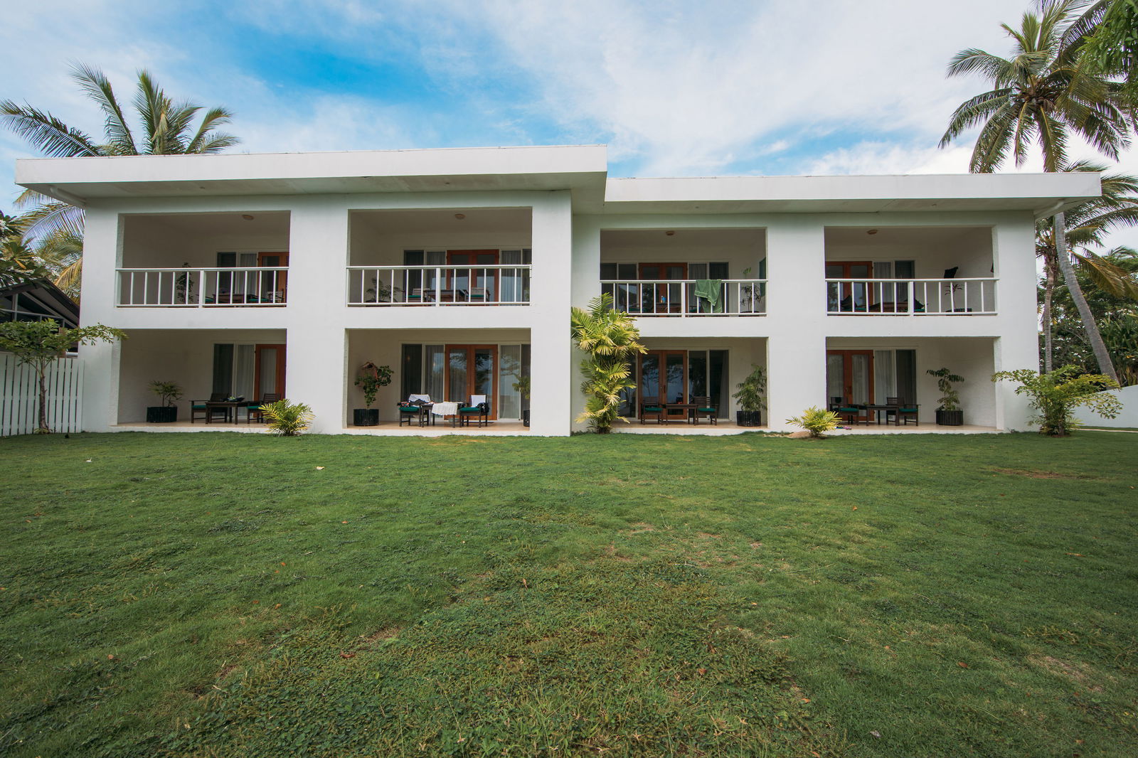 Lomani Island Resort Fiji Exterior