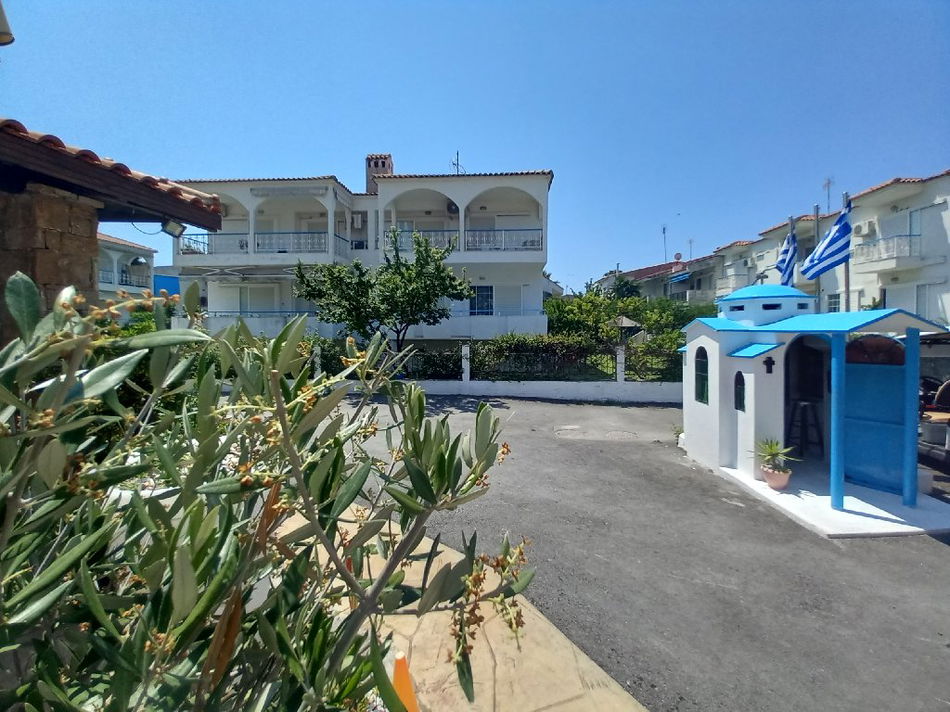 2388036-greek-pride-evlogia-seaside-apartment.jpg